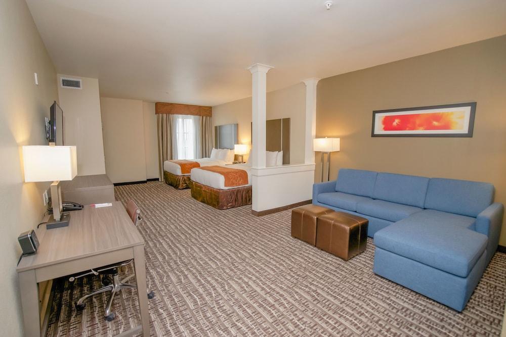 Comfort Suites Near Sam Houston Race Park Екстер'єр фото