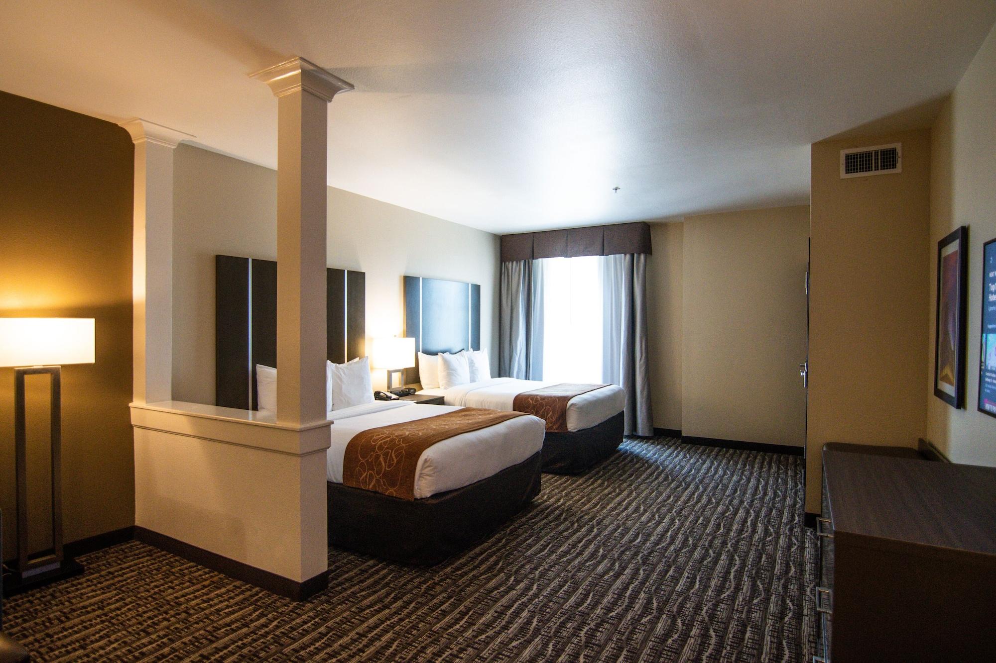 Comfort Suites Near Sam Houston Race Park Екстер'єр фото