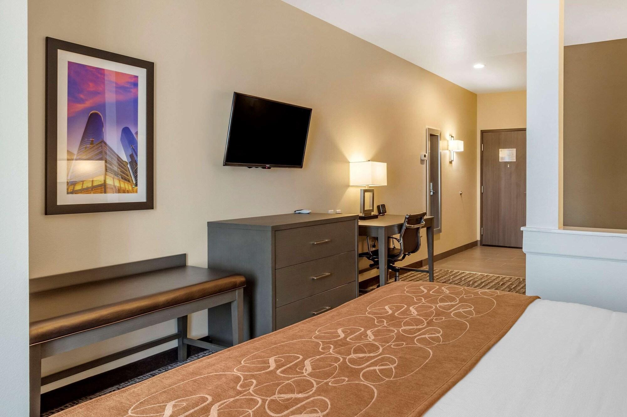 Comfort Suites Near Sam Houston Race Park Екстер'єр фото
