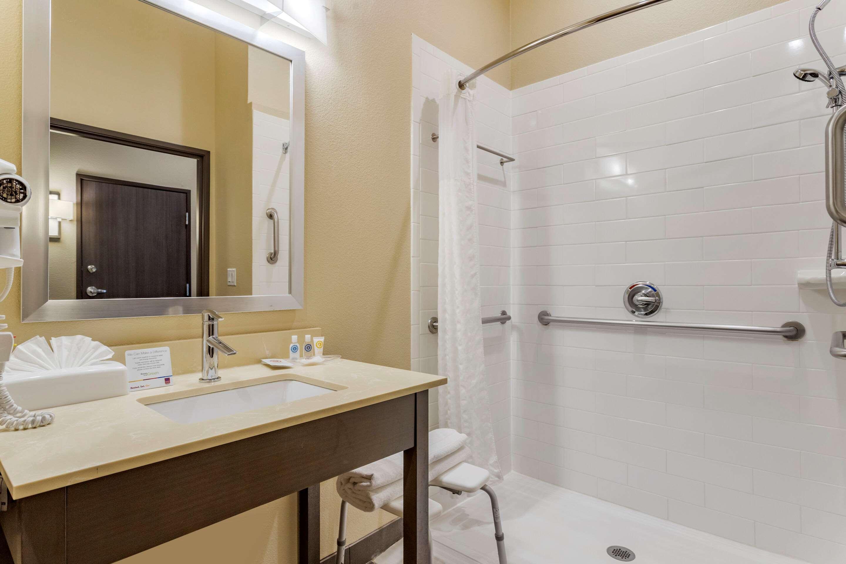 Comfort Suites Near Sam Houston Race Park Екстер'єр фото