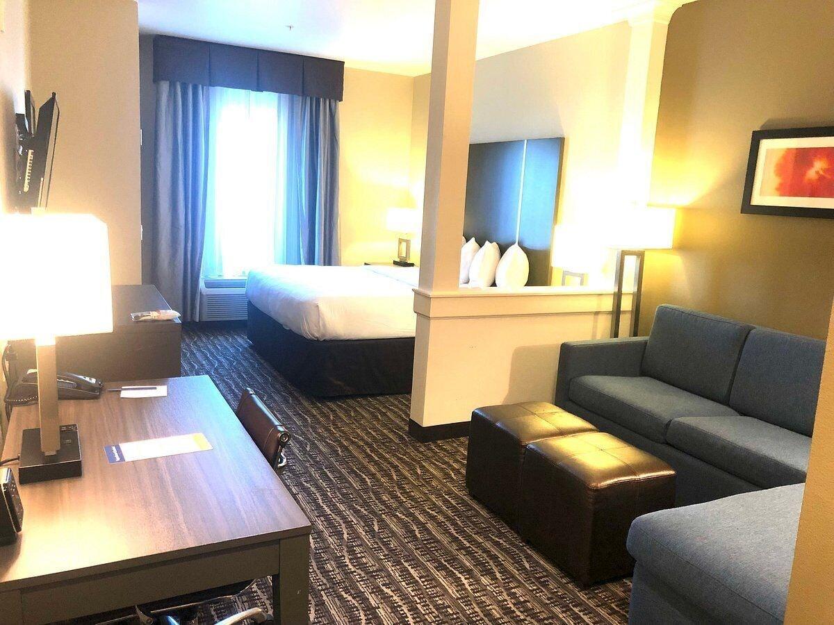 Comfort Suites Near Sam Houston Race Park Екстер'єр фото