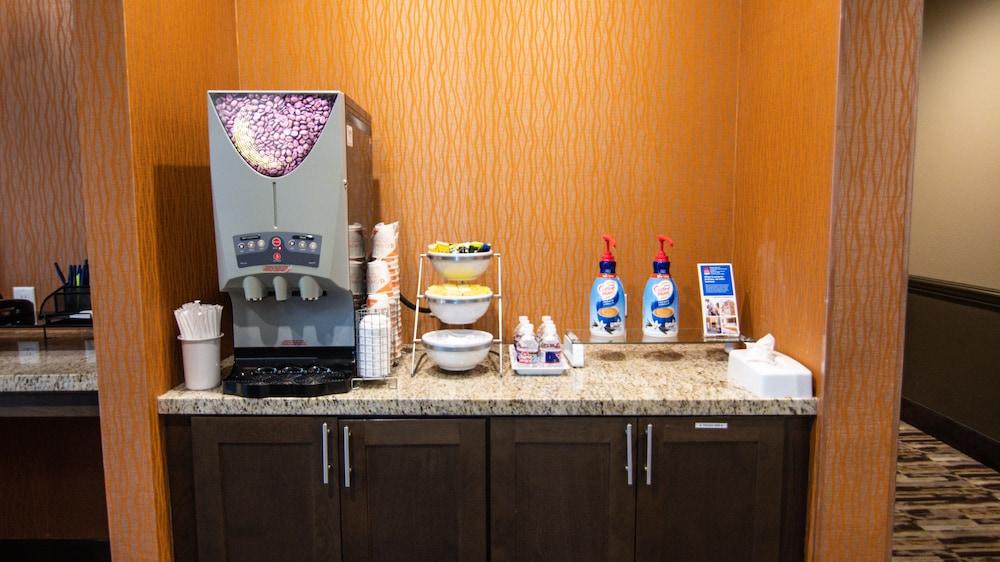 Comfort Suites Near Sam Houston Race Park Екстер'єр фото